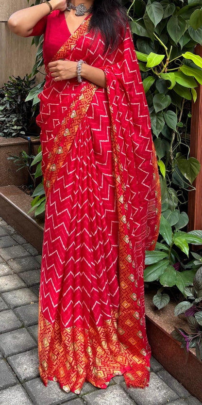 Laal Ishq - Lehariya Saree